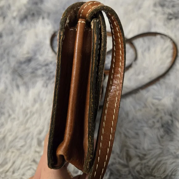 Patricia Nash• Torri leather brown crossbody bag w/ tooled floral pattern. - Picture 9 of 16